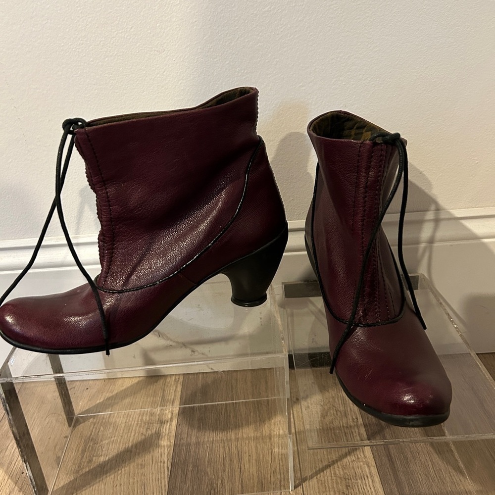 Fly London booties size 37 wine, colour